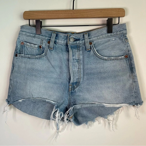 Levi’s blue high waist denim shorts size 28 - Picture 1 of 10